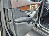 Used 2018 Mercedes-Benz GLC 300 4MATIC image 4