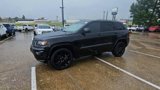Used 2018 Jeep Grand Cherokee Altitude image 4