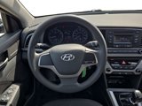 Used 2018 Hyundai Elantra SE image 3