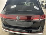 Used 2024 Volkswagen Atlas Peak Edition SE image 4