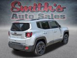 Used 2018 Jeep Renegade Latitude w/ Cold Weather Group image 6