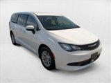 Used 2023 Chrysler Voyager LX image 3