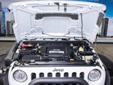 Used 2017 Jeep Wrangler Unlimited Rubicon w/ Connectivity Group image 5
