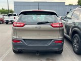 Used 2017 Jeep Cherokee Sport image 4