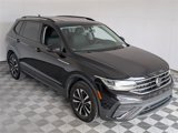 Used 2022 Volkswagen Tiguan S image 2