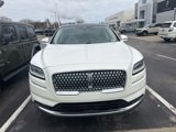 Used 2022 Lincoln Nautilus Reserve image 4