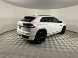 Used 2023 Volkswagen Atlas Cross Sport SEL R-Line image 4