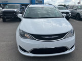 Used 2020 Chrysler Pacifica Touring-L image 2