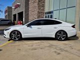 Used 2021 Hyundai Sonata SEL Plus w/ Tech Package image 2