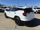 Used 2024 GMC Terrain SLE w/ Driver Convenience Package image 3
