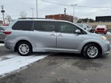 Used 2015 Toyota Sienna XLE image 5