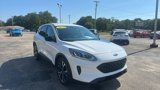 Used 2022 Ford Escape SE w/ SE Sport Appearance Package image 3