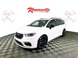 New 2025 Chrysler Pacifica Limited w/ Uconnect Theater Family Group image 3