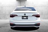 Used 2024 Volkswagen Jetta SE w/ Panoramic Sunroof Package image 6
