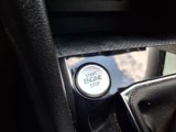 Certified 2023 Volkswagen Taos SE w/ Panoramic Sunroof Package image 3