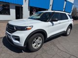 Used 2021 Ford Explorer XLT image 2