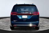 Used 2022 Chrysler Pacifica Touring-L image 4