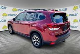 Used 2020 Subaru Forester Premium image 3