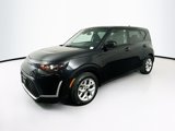 Used 2023 Kia Soul LX w/ LX Technology Package image 3