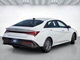 New 2025 Hyundai Elantra SE image 5