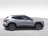 New 2025 Chevrolet Trax LT w/ LT Convenience Package image 5