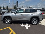 Used 2019 Toyota RAV4 LE image 4