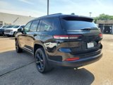 Used 2023 Jeep Grand Cherokee L Laredo image 4