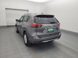 Used 2017 Nissan Rogue SV image 5