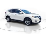 Used 2020 Nissan Rogue SV image 2
