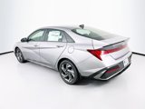 New 2025 Hyundai Elantra SEL image 5