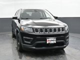 Used 2020 Jeep Compass Sport image 4