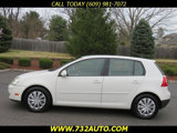 Used 2009 Volkswagen Rabbit S image 2