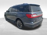 Used 2018 Lincoln Navigator Select w/ Technology Package image 3