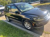 Used 2016 Volkswagen Tiguan S image 3