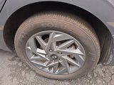 Used 2024 Hyundai Elantra SEL image 5
