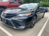 Used 2018 Toyota Camry SE image 2