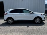 Used 2024 Ford Edge SEL w/ Convenience Package image 2