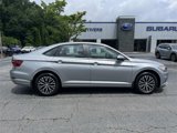 Used 2020 Volkswagen Jetta SE image 2