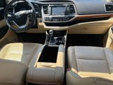 Used 2019 Toyota Highlander Limited image 4