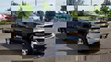 Used 2019 Chevrolet Silverado 1500 LT image 2