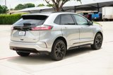 Used 2024 Ford Edge SE w/ Black Appearance Package image 5