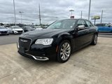 Used 2018 Chrysler 300 Limited image 3