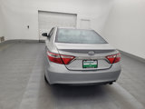 Used 2016 Toyota Camry SE image 6