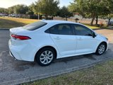 Used 2022 Toyota Corolla LE image 5