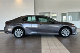 Used 2022 Toyota Camry LE image 3