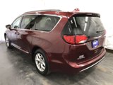 Used 2017 Chrysler Pacifica Touring-L w/ Tire & Wheel Group image 5