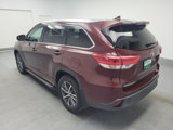 Used 2017 Toyota Highlander XLE image 5