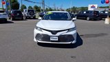Used 2018 Toyota Camry XLE image 3