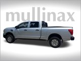 Used 2017 Nissan Titan S image 3