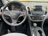 Used 2022 Chevrolet Equinox LS w/ LS Convenience Package image 2